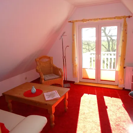 Uns Wiek-hus מידלהאגן