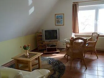 Uns Wiek-hus * Middelhagen