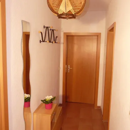 Apartment Uns Wiek-hus Middelhagen