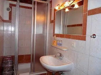 Uns Wiek-hus Apartment Middelhagen